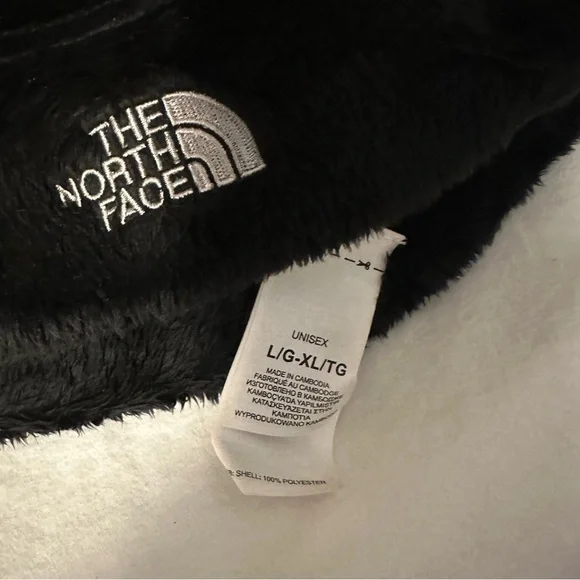 The North Face Black Beanie - Picture 4 of 4